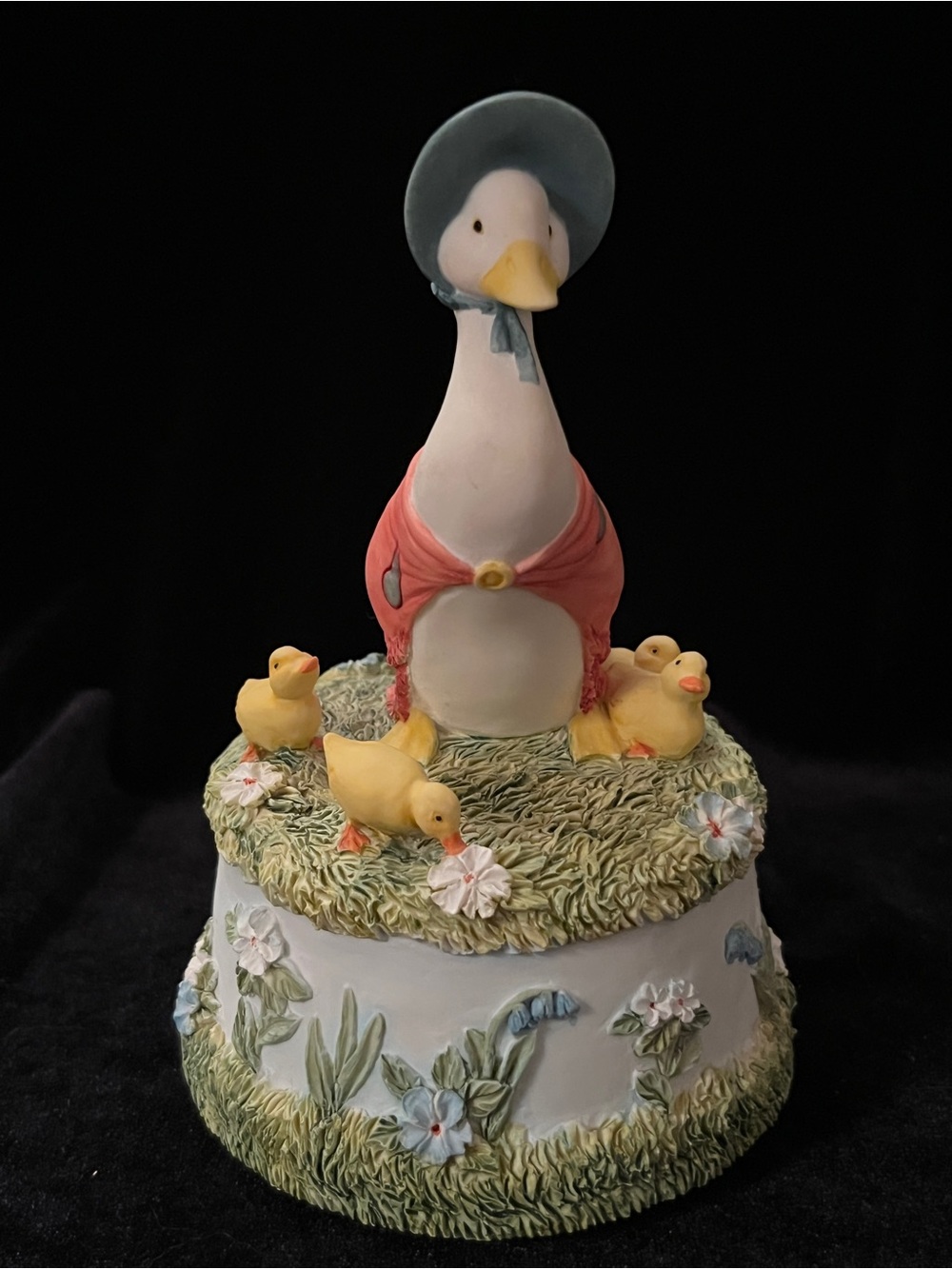 Jemima Puddle-Duck The World of Beatrix Potter Frederick Wame & Co Music Box ‘99